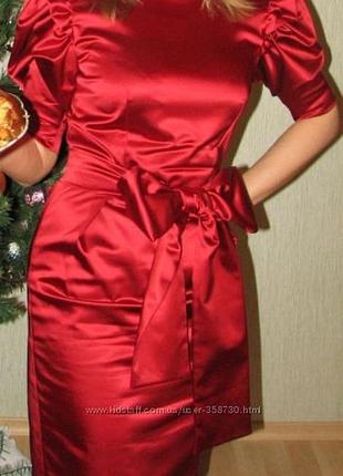 Плаття  футляр moschino(it). aтлас-стрейч. червоне. р 38 it.(xs-s)