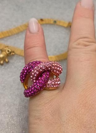Кольцо кольца шикарные блестящий кристаллы, напоминающий swarovski, винтаж тяжелый, узел