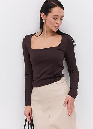 Короткий лонгслив