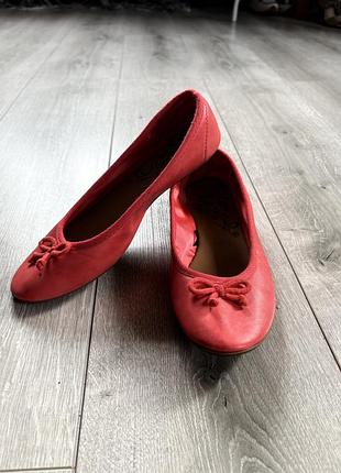 Жіночі балетки коралового кольору 39 розмір на широку ногу стильні нового стану
