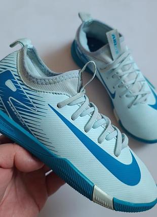 Оригинальные футзалки nike р32 длина стельки по факту 21см