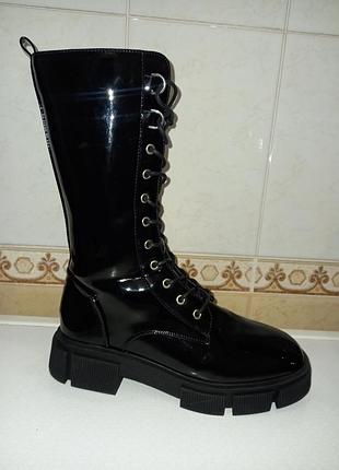 Сапожки женские
