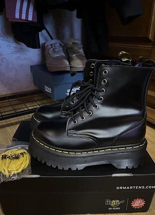 Нові ботинки dr.martens