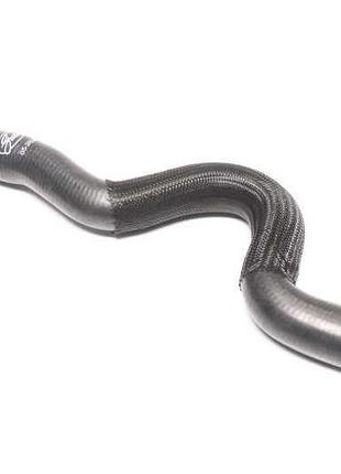 Вигнутий патрубок системи охолодження