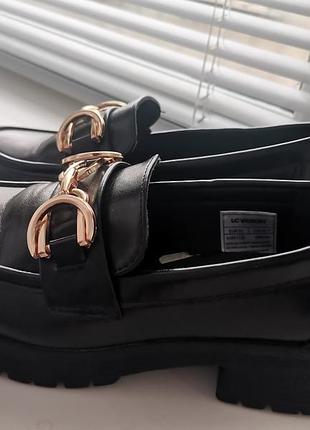 Туфлі лофери