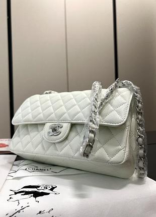 Сумка жіноча біла з якісної шкіри