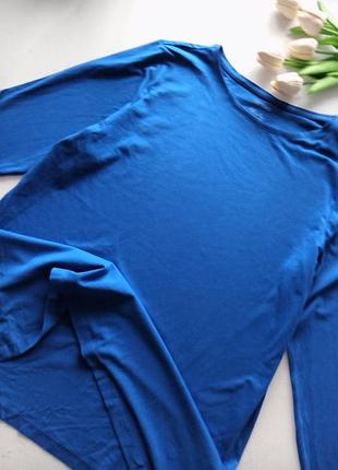 Фирменный лонгслив