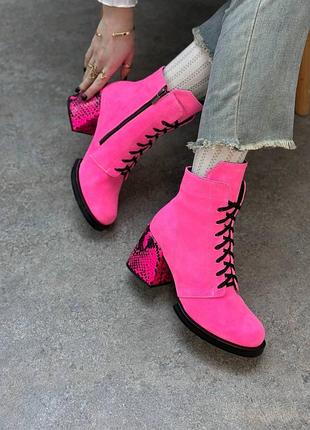 Ботильйони з італійської шкіри та замші рожеві барбі фуксія