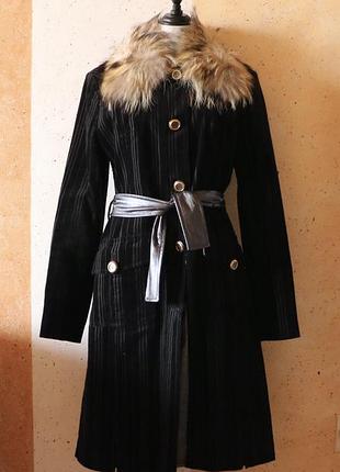 Пальто утепленное phard черное миди, р. м с меховым воротником
