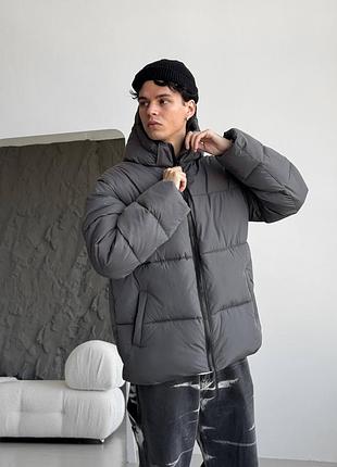 Чоловіча куртка з щільного матеріалу зручна в носінні зимова куртка на пуху