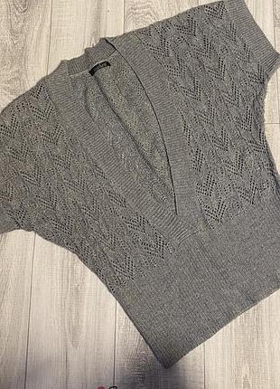Жилет жіночий.s m.сірого кольору