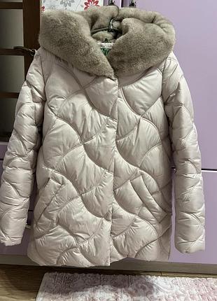 Женская зимняя куртка,размер 44(м)