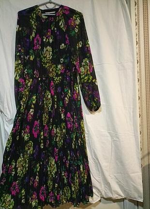 Нарядное шифоновое платье плиссе на подкладке, размер 16 (48-50)