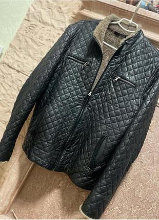 Чоловіча шкіряна зимня куртка дублянка на цигейці стан нової речі,  турція розмір s