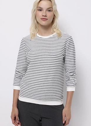 Светр діночнбілий у сіру смужку, розмір s