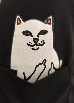 Чорна футболка ripndip з котиком у кишені не оригінал