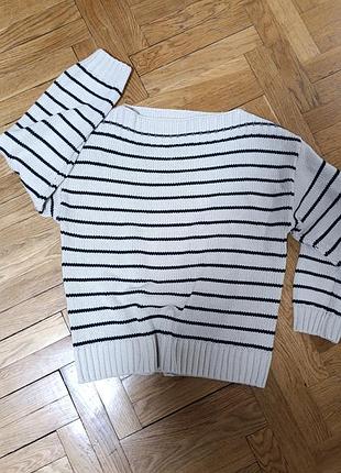 Классный коттоновый свитер free guent