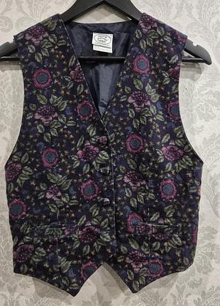 Винтажная вельветовая жилетка laura ashley