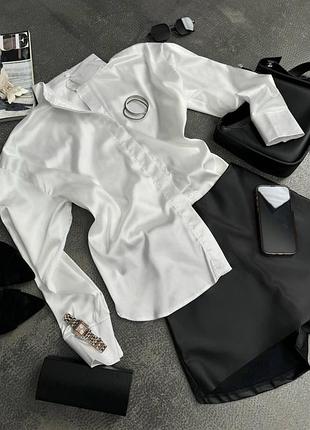 Жіноча сорочка шовкова вільного крою на ґудзиках біла 42-46