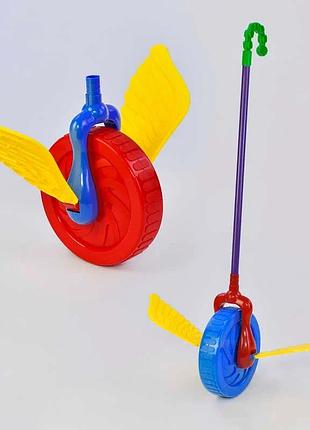 Каталка 0355 (96/2) «колесо» с погремушкой, машущими крыльями, двухцветная, на палочке, в пакете