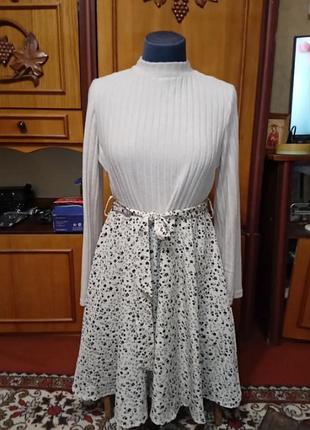 Комбинированное платье с цветочным принтом