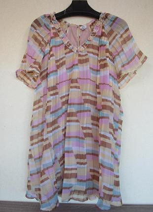 Легкое плиссированное разноцветные мини платье от river island