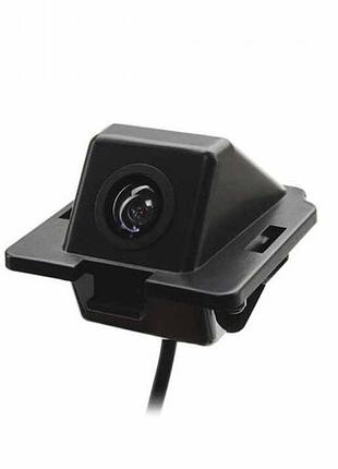 Автомобільна камера заднього виду mitsubishi outlander кольорова провідна для паркування та безпеки 170 dm-11