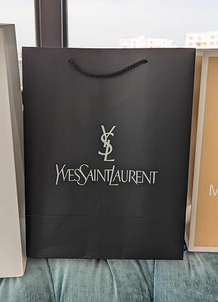 Фирменная упаковка пакет yves saint-laurent , упаковка на подарок. подарочная брендовая упаковка лоран