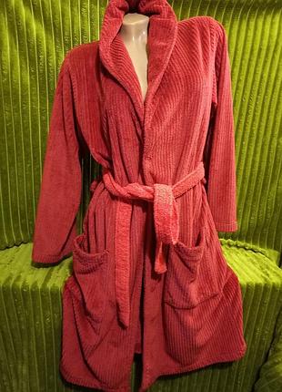 Красный велюровый  халатик.s. xs.