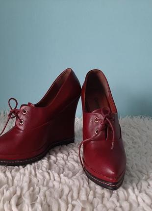 Ботильйоны, ботинки, туфли