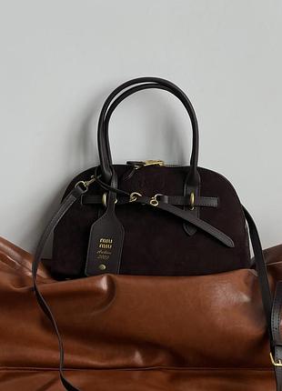 Сумка женская miu miu aventure nappa suede шоколадный замш через плечо миу миу