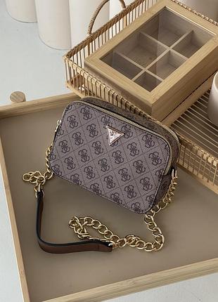 Сумка женская guess noelle бежевый кросс боди гесс