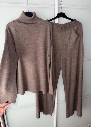 Костюм брюки палаццо і светр вільного крою