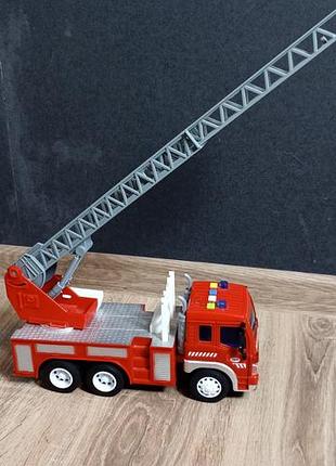 Пожарная машина большая