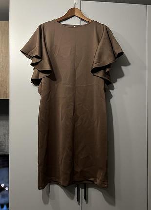 Сукня жіноча з рюшами