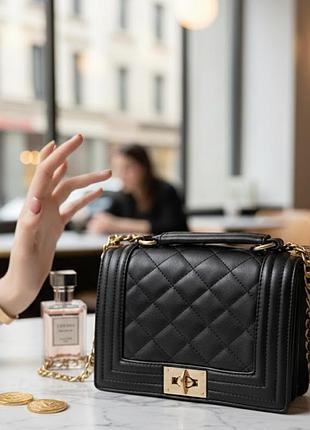 Стильна сумка з еко шкіри від ginatricot