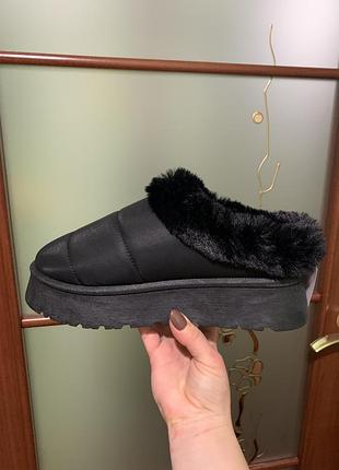 Уггі на хутрі, автоледі