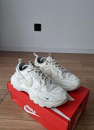 Женские кроссовки nike tc 7900 оригинальные 39 40
