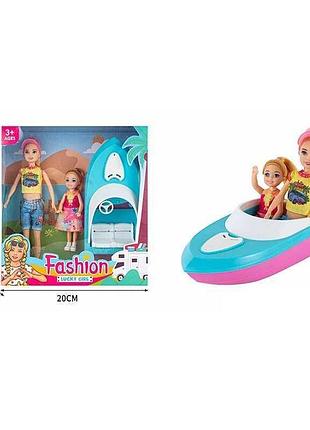 Кукла st 5612-8 (72/2) с катером, высота 23 см, в коробке