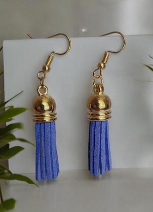 Модные серьги-капли с кисточками