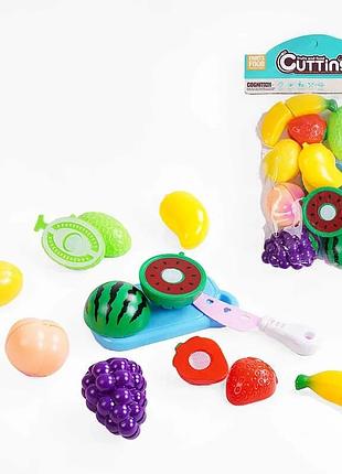 Игровой комплект из восьми фруктов на липучках xy 823 (192/2) с доской и ножом в пакете