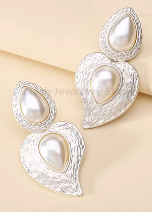 Сережки масивні серця матові намистини