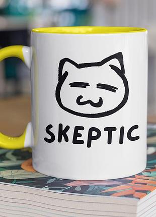 Чашка керамічна з принтом "skeptic" 330 мл, біла з жовтою ручкою