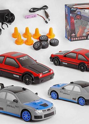Автомобиль sc 24 a 01 / 06 (36) двухцветный с аккумулятором 3.7 v и световыми эффектами, дорожные конусы, в