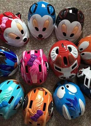 Безопасный шлем модели c 44341 (40) с внутренним размером 17х15.5 см, ударопрочный и удобный фиксатор,