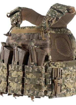 Плитоноска м7 pro с боковыми карманами (15*30 см., 15*20 см.) +3 подсумка пиксель