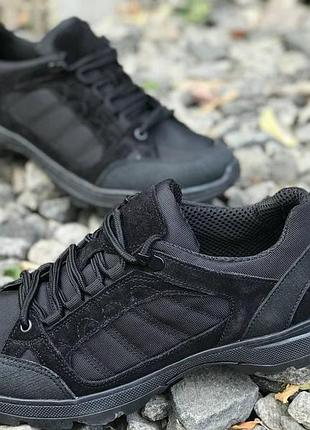 Тактические демисезонные кроссовки черные 42