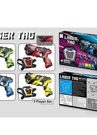 Электронный пистолет 2140 a (48/2) с четырьмя цветами, с интерактивной мишенью и озвучкой на английском языке,