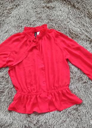 Нежная фирменная шифоновая блузка