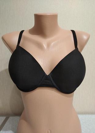 Чорний бюстгальтер тонка чашка
